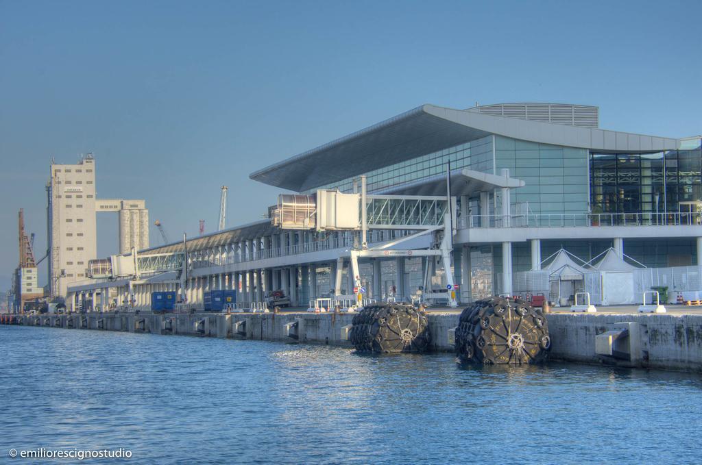 Hotel Club Nautico Savona Exteriér fotografie