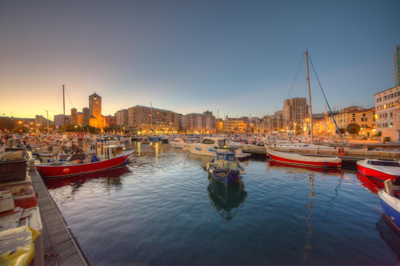 Hotel Club Nautico Savona Exteriér fotografie